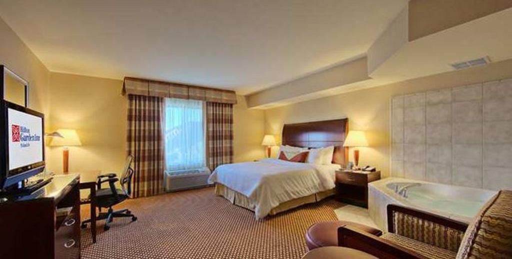 Hilton Garden Inn Palmdale Kamer foto